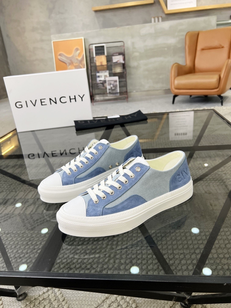 Givenchy Sneakers